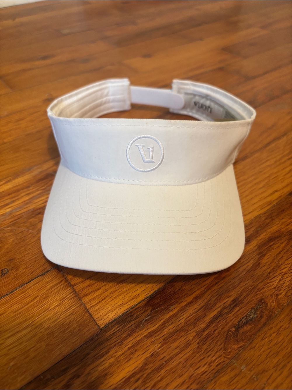 Vuori White Women's Visor with Subtle Embroidered Logo